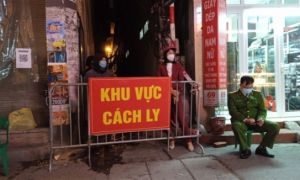 Hà Nội ghi nhận 2 F0 cộng đồng, phong tỏa tạm thời một ngõ đường Giáp Bát