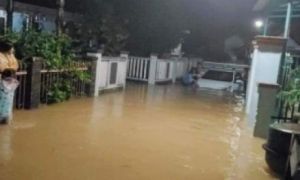 Nhiều thủy điện và hồ Phú Ninh ở Quảng Nam xả lũ, nước sông đang lên nhanh