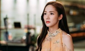Nửa đêm khuya khoắt thấy chồng ngồi viết thư, tôi lén điều tra thì phát hiện...