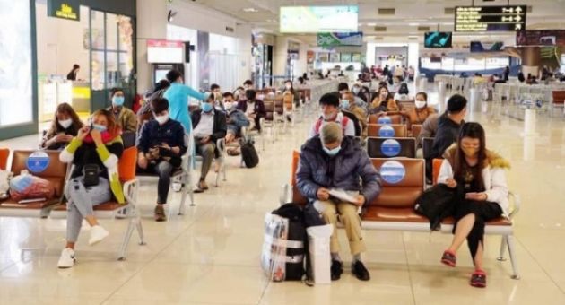 Hàng không tăng tần suất, giá vé máy bay hạ nhiệt