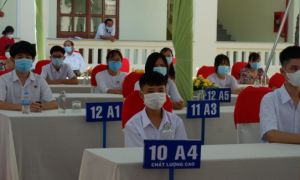 Học viên, sinh viên trên 18 tuổi tại Long An đến trường học lại từ 1-11