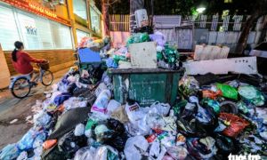 Hà Nội: bãi rác Nam Sơn tạm ngừng tiếp nhận rác vì lo ngại sự cố chất thải