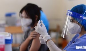 Hà Nội ưu tiên tiêm vắc xin COVID-19 cho trẻ em tại vùng nguy cơ dịch