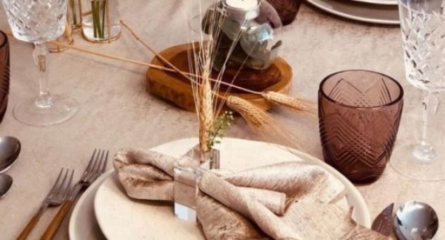 Trên bàn ăn có bánh mì, chớ dại phạm 2 điều này kẻo trở thành trò cười trên...