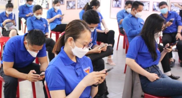 Hàng ngàn bạn trẻ 'vượt chướng ngại vật' ở hội thi cải cách hành chính