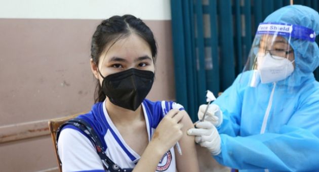 TP.HCM: Nhiều quận, huyện đã cơ bản hoàn thành tiêm vắc xin cho trẻ 12-17 tuổi
