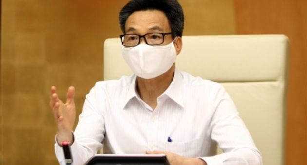 Phó Thủ tướng chỉ đạo xử lý vụ 22.000 lon sữa cứu trợ một tháng không lấy được