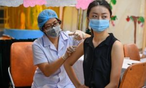 Hà Nội rút ngắn khoảng cách 2 mũi vaccine AstraZeneca còn 4 tuần