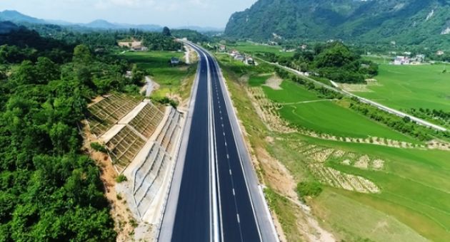 Đề xuất thêm hơn 700 km cao tốc Bắc - Nam, đầu tư công toàn bộ