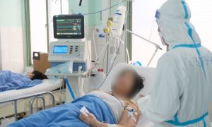 Nhiều thai phụ mắc COVID-19 ở TP.HCM trở nặng vì không tiêm vắc xin