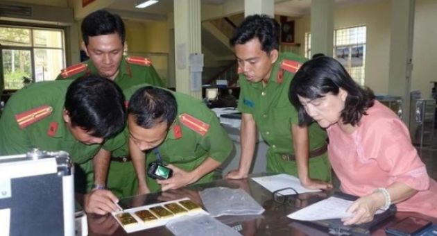 Đình chỉ 3 cán bộ công an liên quan 'bà trùm' buôn lậu Mười Tường