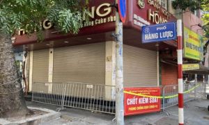 Hà Nội có thể hạn chế hoặc dừng một số hoạt động dịch vụ không thiết yếu
