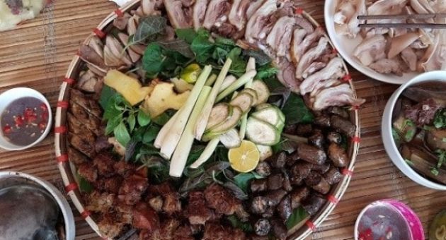 Tiến sĩ văn hóa VN: Không thể nói ăn thịt chó là man rợ; chó là bạn cũng có...