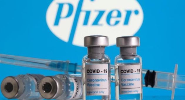 Vaccine Pfizer 'ngăn 70% nguy cơ nhập viện vì Omicron'