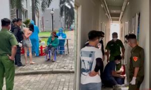 Vụ cưỡng chế test COVID-19 ở Bình Dương: Những bất ổn về pháp lý