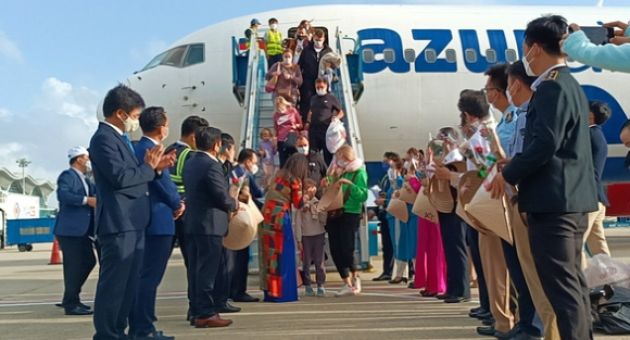325 khách Nga đến Khánh Hòa: 'Lần này quay trở lại, mọi thứ vẫn rất tuyệt vời'