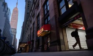 Bánh pizza đường phố 99 cent/miếng nổi tiếng ở New York sắp ‘đi vào quên lãng’?