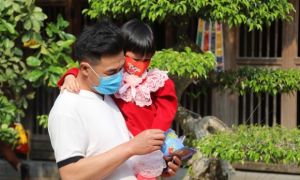 Thủ tướng: Hạn chế tối đa những tác động xấu đến trẻ em do COVID-19