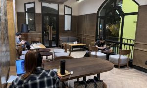 CEO Starbucks Việt Nam: Giá thuê mặt bằng ở các nước đều giảm, trừ Việt Nam