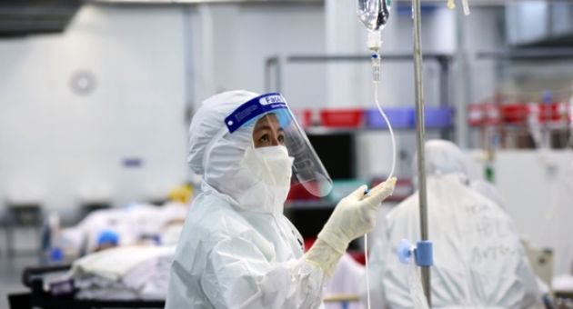 Tin COVID-19 chiều 5-1: Thêm 17.017 ca nhiễm mới, có 22.662 ca khỏi