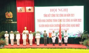 Bộ trưởng Tô Lâm yêu cầu Công an Hà Nội giảm tội phạm trộm cắp, đánh bạc...