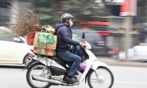 Về quê ăn Tết sao lại coi là không cần thiết?