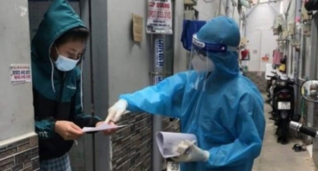 Hà Nội: F0 khó liên hệ, y tế phường kêu quá tải
