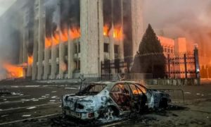 Những nước nào đã đưa quân giúp Kazakhstan lập lại trật tự?