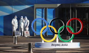 Trung Quốc: Người dân không giúp xe chở VĐV Olympic gặp tai nạn để tránh lây...