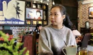 Nữ sinh nghèo rửa bát thuê, nhặt ve chai nuôi mẹ nhận học bổng du học 1 tỷ từ...