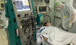 Nhân viên y tế ở TP.HCM ngóng chờ thưởng Tết