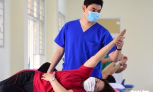 Tin sáng 13-1: Chính phủ yêu cầu chấn chỉnh các biện pháp chống dịch không phù...