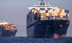 Cước vận chuyển bằng đường biển sang Trung Quốc tăng mạnh