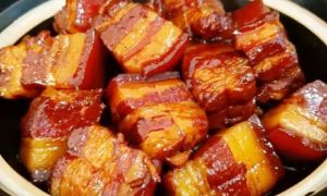 Kho thịt, đừng cho loại gia vị quen thuộc này, nhiều người làm sai khiến thịt...