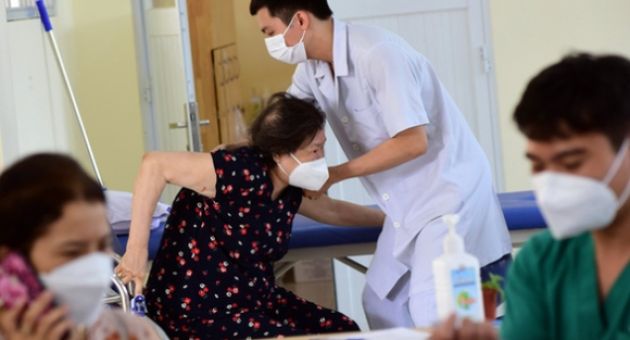 Tin sáng 15-1: TP.HCM dừng 4 bệnh viện dã chiến; yêu cầu sớm thanh tra mua sắm...