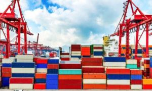 Năm 2021, tổng trị giá xuất nhập khẩu của Việt Nam đạt hơn 668 tỷ USD