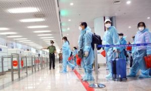 Tạo điều kiện nhập cảnh đối với người nước ngoài, người Việt Nam cùng thân...