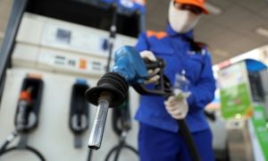 Giá xăng tăng mạnh trước Tết