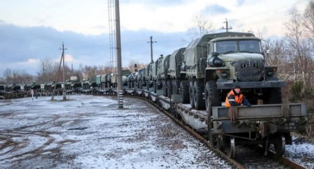 Tàu chở hai sư đoàn S-400 Nga rầm rập hướng về biên giới Belarus