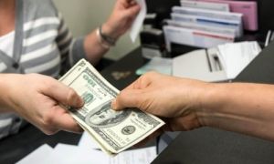 Sát Tết, kiều hối ồ ạt về nước