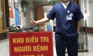 Thầy thuốc đồng hành cùng bệnh nhân F0: 'Các bác sĩ không có Tết đâu'