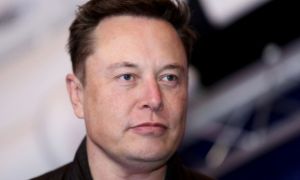 Elon Musk đánh 'sập' toàn ngành xe điện vì 1 bình luận, nhà đầu tư hoảng loạn...