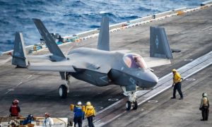 Mỹ ráo riết trục vớt xác tiêm kích F-35 dưới đáy Biển Đông