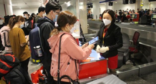 Chính phủ: Mở cửa du lịch trước 30-3, tập trung xử lý công việc sau nghỉ Tết