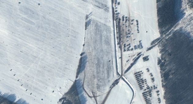 Ảnh vệ tinh của Mỹ hé lộ vũ khí Nga sát biên giới Ukraine