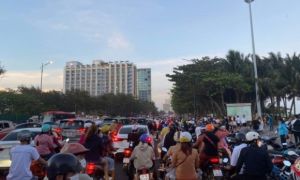 Vỡ mộng khi đi du lịch mùa Tết