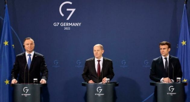 Ông Macron thấy triển vọng xoa dịu căng thẳng Nga - Ukraine