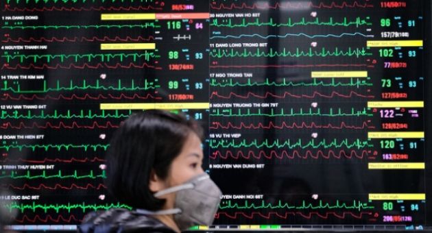 Tin sáng 10-2: Số ca mắc mới tăng vọt sau Tết, nhiều địa phương lên kế hoạch...