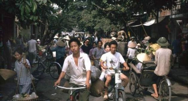 Giao thông Hà Nội năm 1991 qua ống kính nhiếp ảnh gia Đức