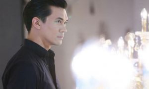 Đi ăn phở, thấy người phụ nữ rửa bát cứ lấm lét nhìn mình, tôi tò mò tìm hiểu...